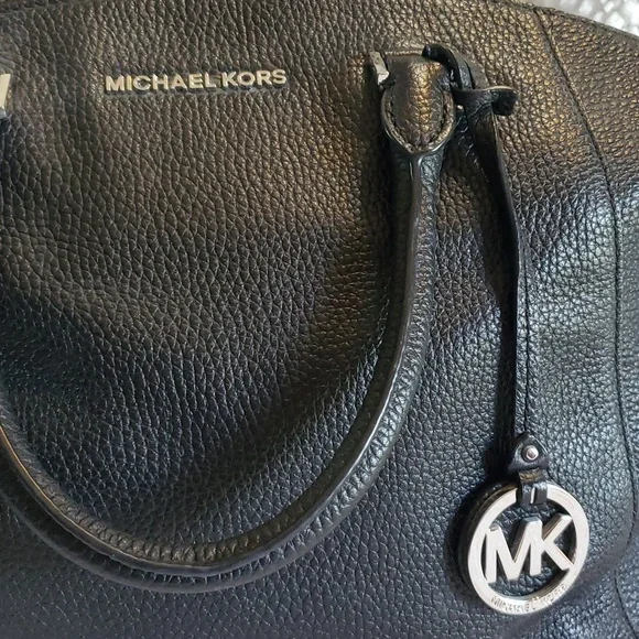 Michale Kors Black Leather Handbag - Picture 2 of 14